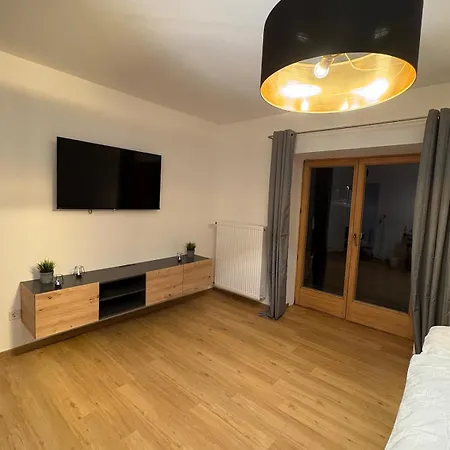 Modernes Serviced - Morgenglanz *