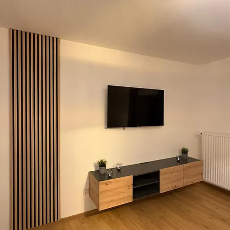 Modernes Serviced - Morgenglanz